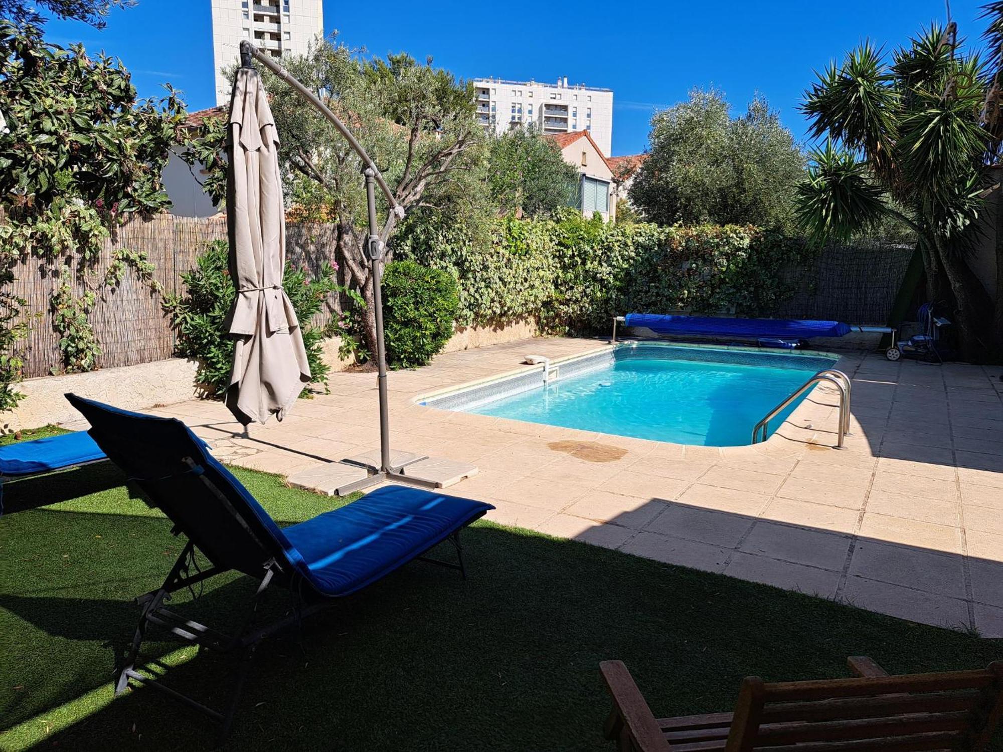 Homestay Chez J-jm *